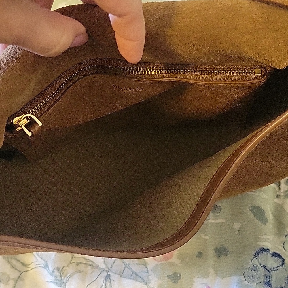 Madewell Dakota Large Crossbody - Picture 8 of 9